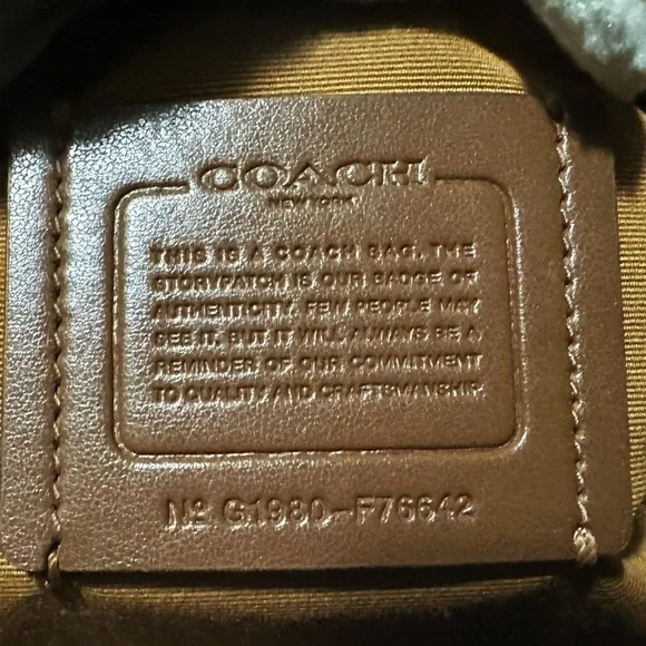 Coach shoulder bag Cream Leather Satchel with Signature Trim and Gold Hardware - Picture 7 of 17